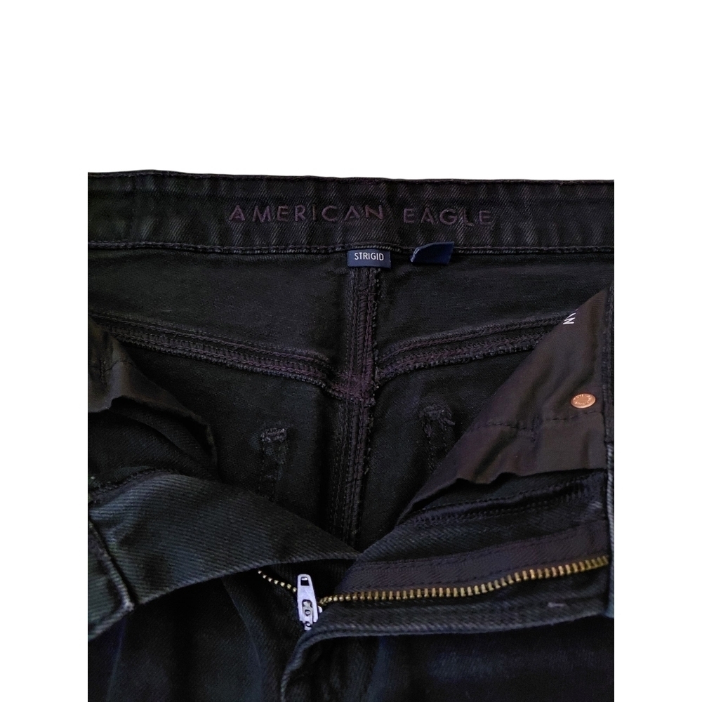 American Eagle Outfitters Women's High Rise Distressed Black Mom Jeans - Picture 5 of 9